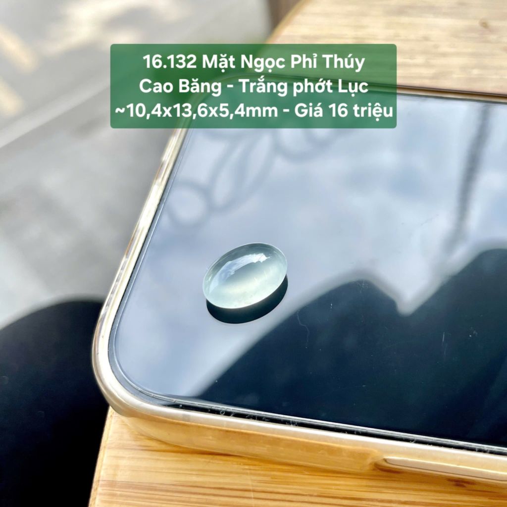 Mặt Ngọc Phỉ Thúy Cao Băng - Trắng phớt Lục ~10,4x13,6x5,4mm 16.132