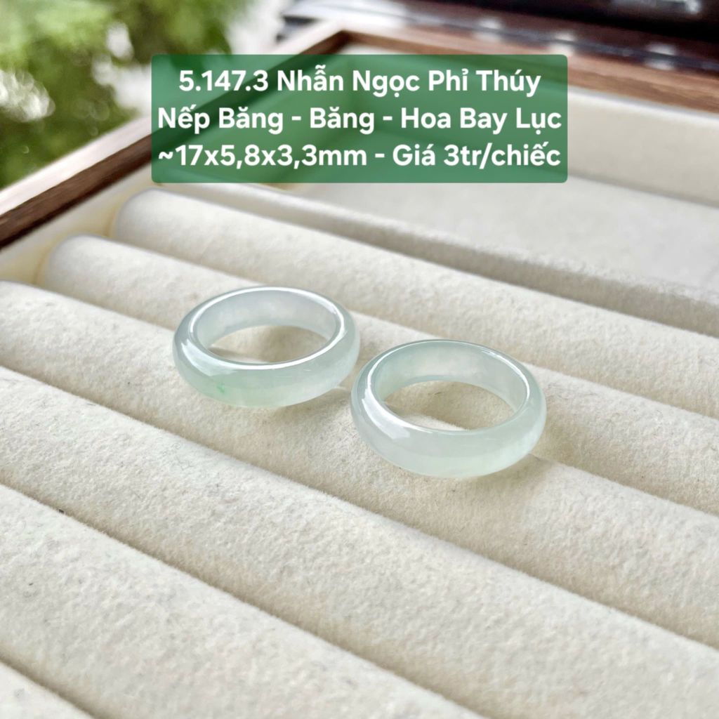 Nhẫn Ngọc Phỉ Thuý Nếp Băng - Băng - Hoa Bay Lục ~17x5,8x3,3mm 5.147.3