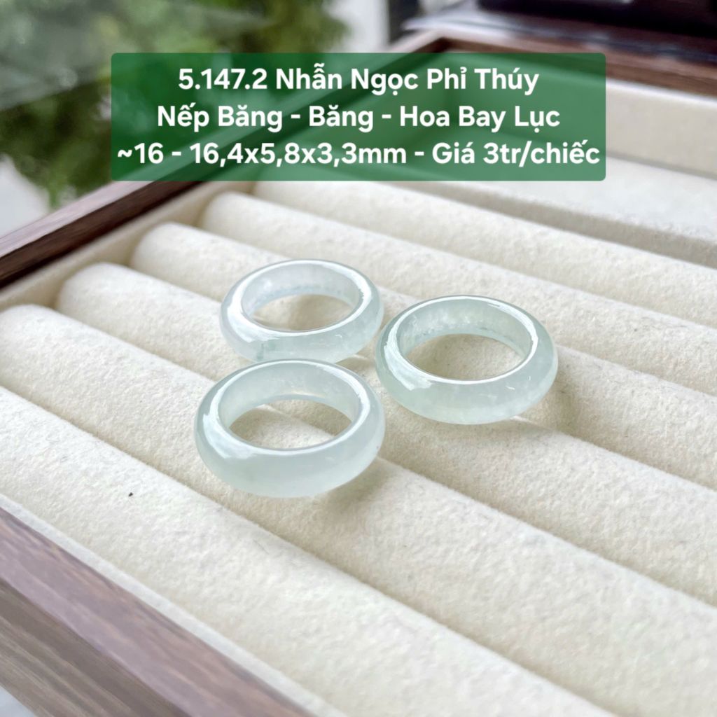 Nhẫn Ngọc Phỉ Thuý Nếp Băng - Băng - Hoa Bay Lục ~16-16,4x5,8x3,3mm 5.147.2