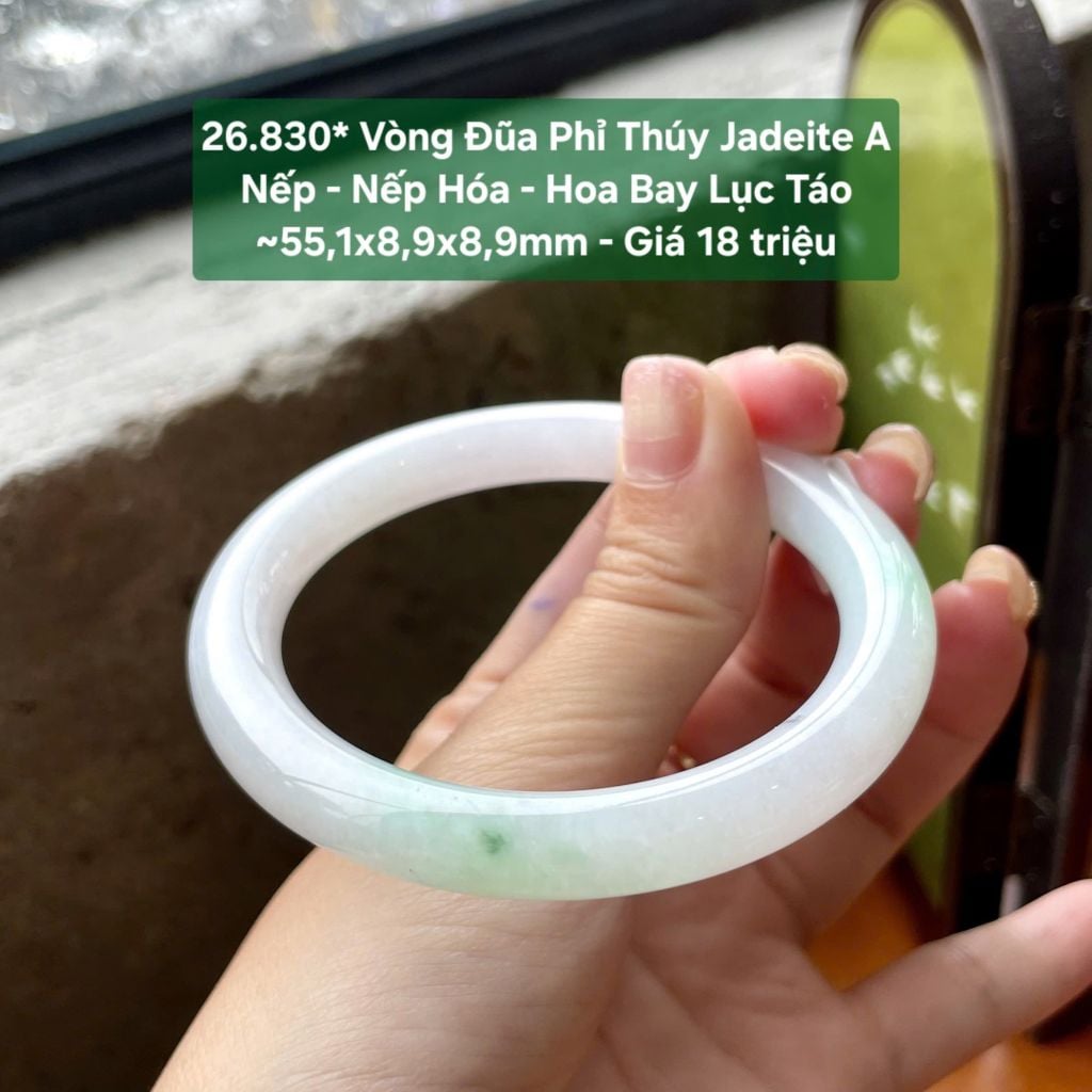 26.830* Vòng Đũa Phỉ Thuý Jadeite A -  Nếp - Nếp Hoá - Hoa Bay Lục Táo ~ 55,1x8,9x8,9mm