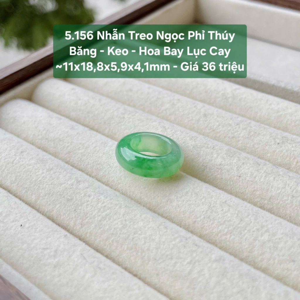 Nhẫn Treo Ngọc Phỉ Thuý Băng - Keo - Hoa Bay Lục Cay ~11x18,8x5,9x4,1mm 5.156