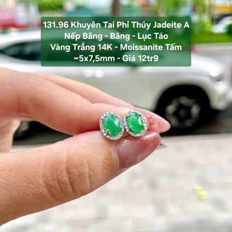 131.96 Khuyên Tai Phỉ Thuý Jadeite A - Nếp Băng - Băng -Lục Táo -VT14K - Mois Tấm ~5x7,5mm