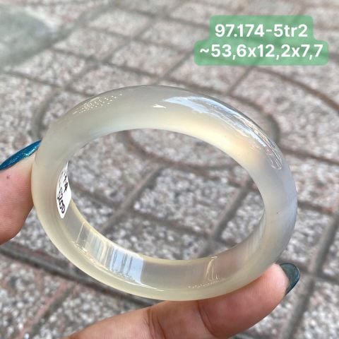 Vòng Hẹ Ngọc Tuỷ Chalcedony Bạch Nguyệt Quang ~53,6x12,2x7,7mm 97.174