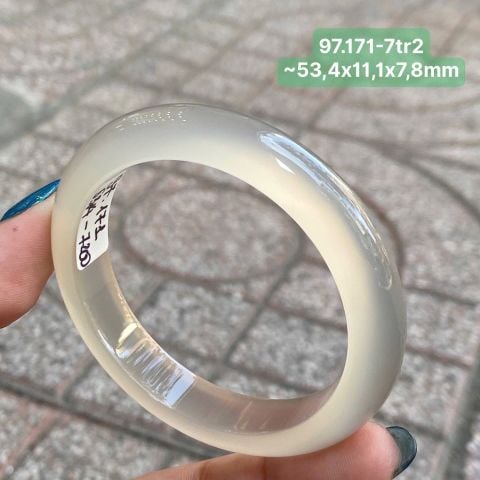Vòng Hẹ Ngọc Tuỷ Chalcedony Bạch Nguyệt Quang ~53,4x11,1x7,8mm 97.171