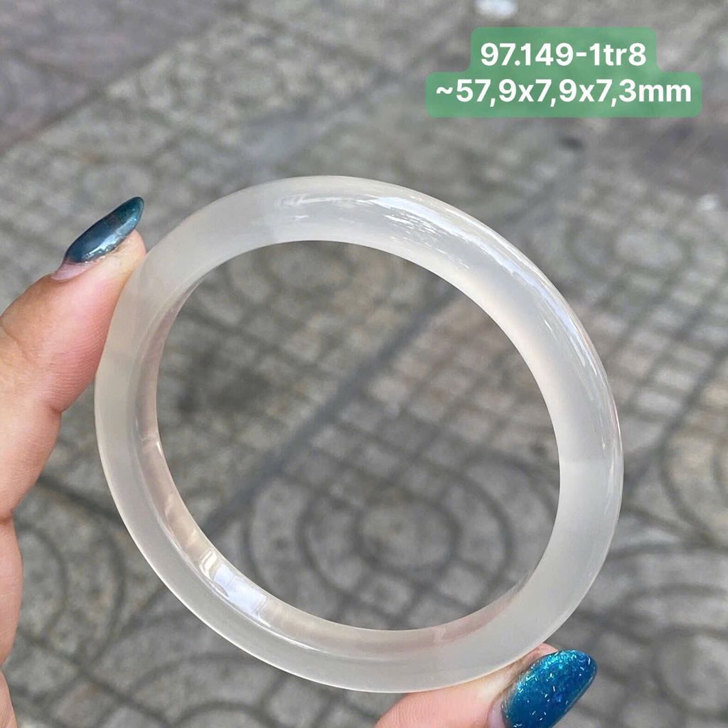 Vòng Hẹ Ngọc Tuỷ Chalcedony Bạch Nguyệt Quang ~57,9x7,9x7,3mm 97.149