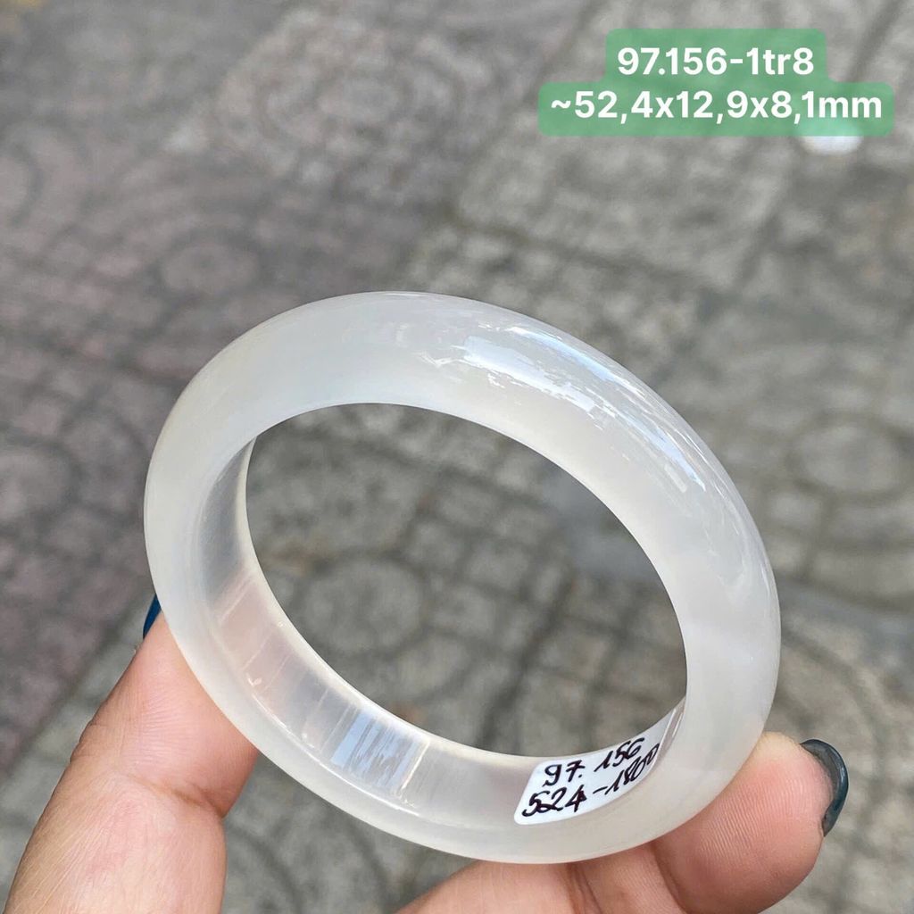 Vòng Hẹ Ngọc Tuỷ Chalcedony Bạch Nguyệt Quang ~52,4x12,9x8,1mm 97.156