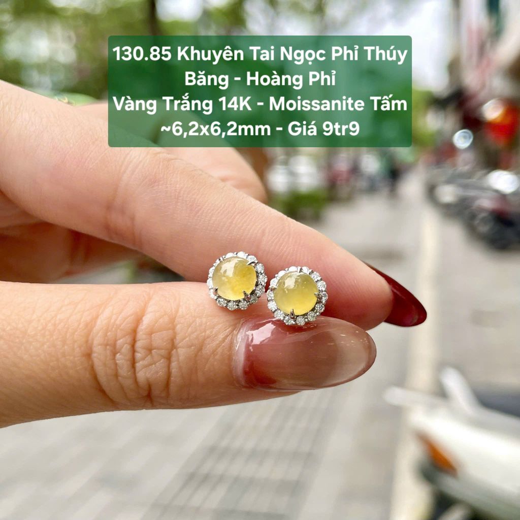 Khuyên tai Ngọc Phỉ Thuý Băng - Hoàng Phỉ VT14K - Mois tấm ~ 6,2x 6,2mm 130.85