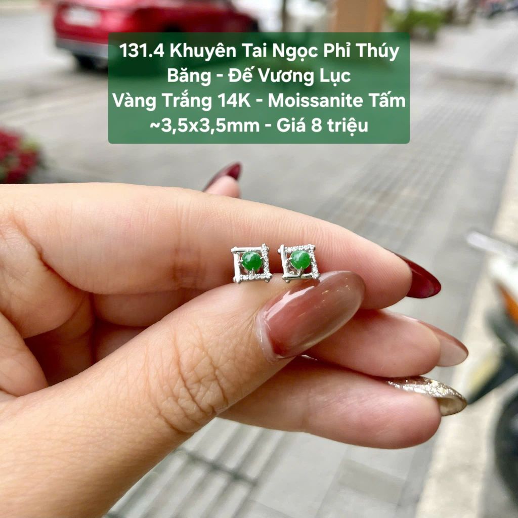 Khuyên tai Ngọc Phỉ Thuý Băng - Đế Vương Lục - VT14K- Mois tấm ~3,5x3,5mm 131.4