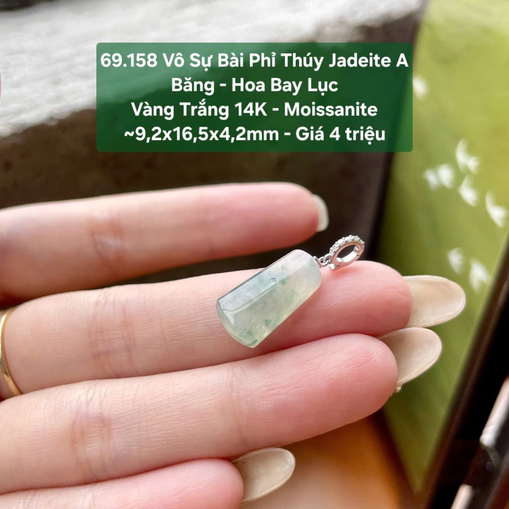 69.158 Vô Sự Bài Phỉ Thuý Jadeite A - Băng - Hoa Bay Lục ~ VT14K - Mois ~ 9,2x16,5x4,2mm