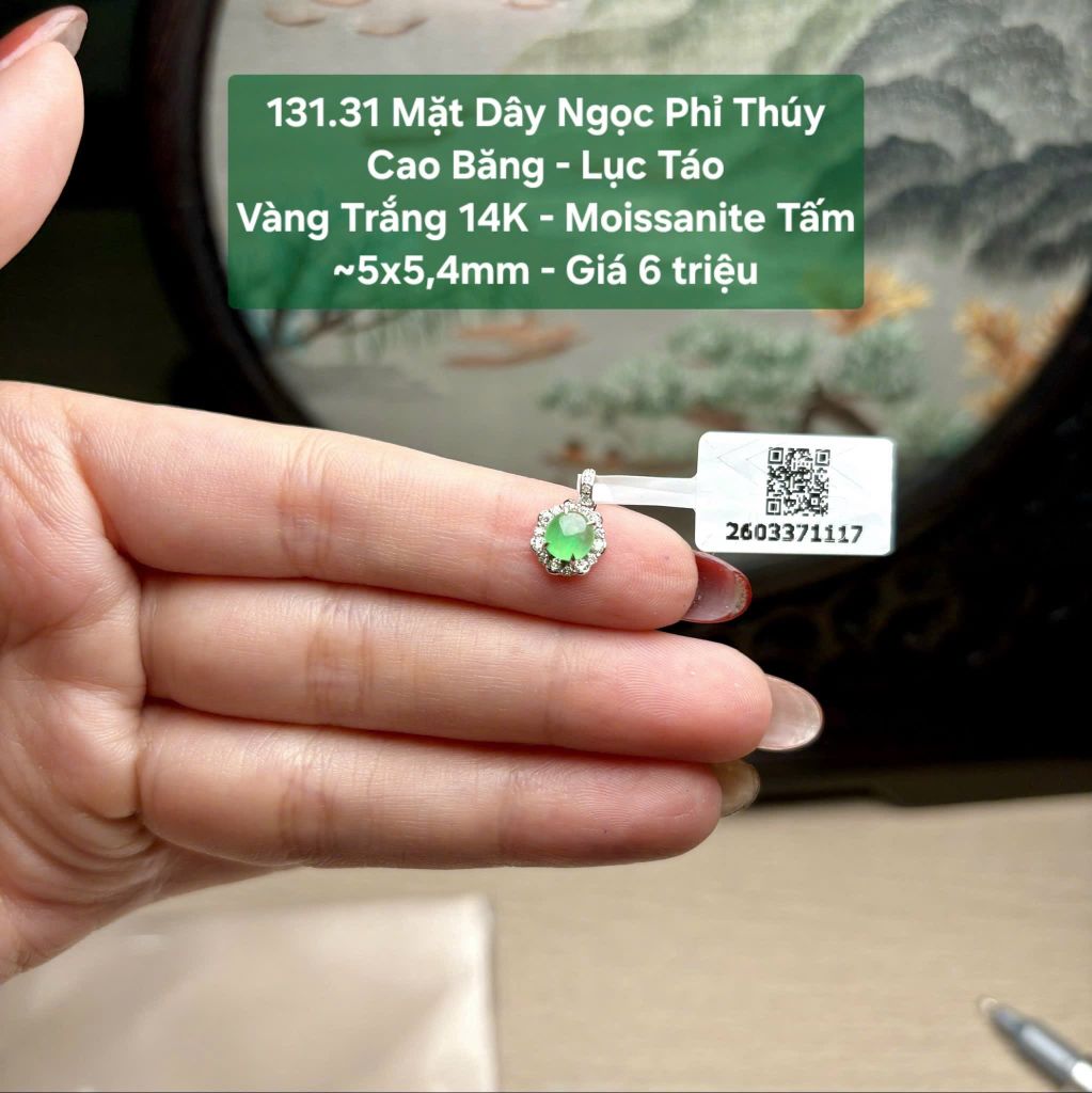 Mặt dây Ngọc Phỉ Thuý Cao Băng - Lục Táo VT14K - Mois tấm ~5x5,4mm 131.31