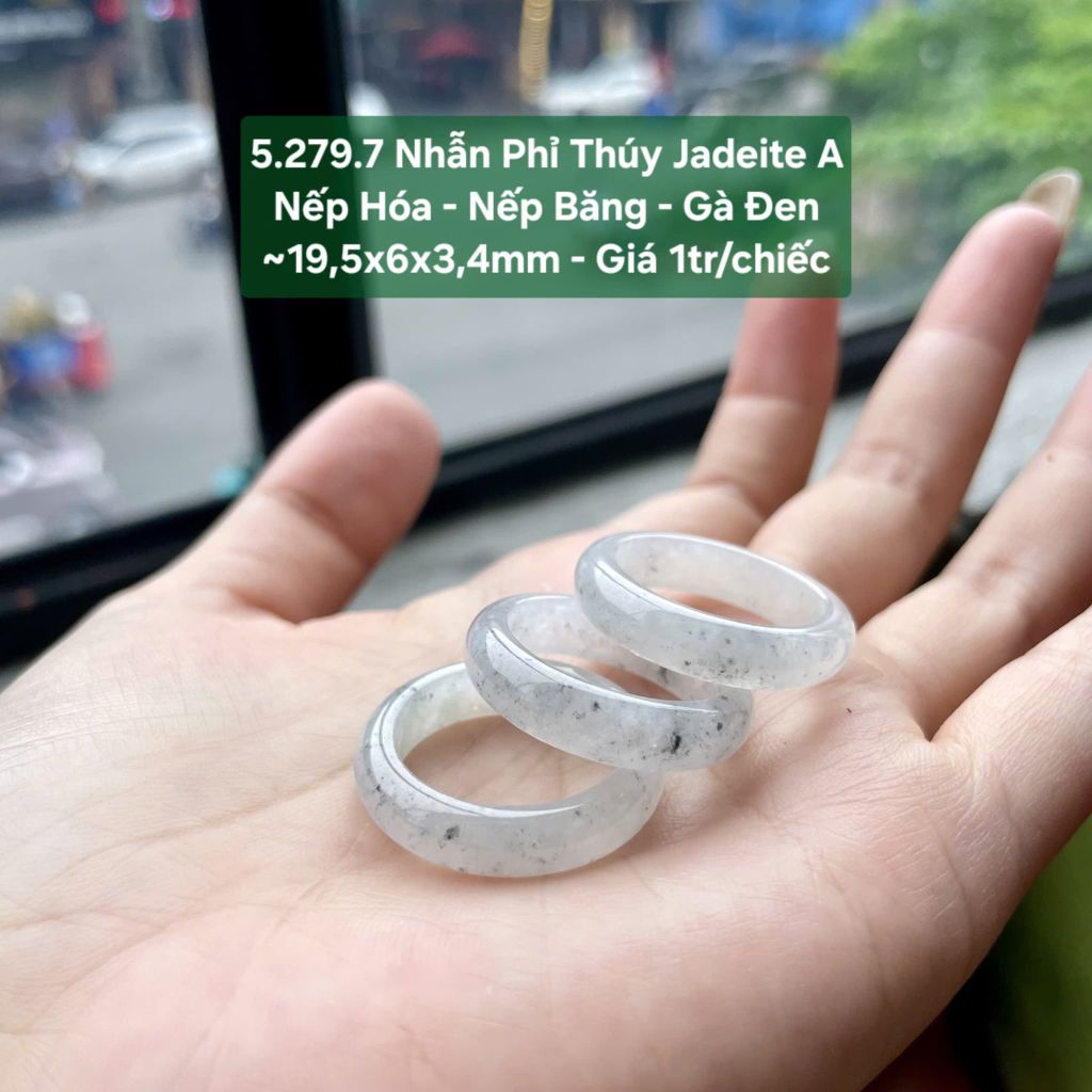 5.279.7 Nhẫn Ngọc Phỉ Thuý  Jadeite A - Nếp Hoá - Nếp Băng - Gà Đen ~ 19,5x6x3,4mm