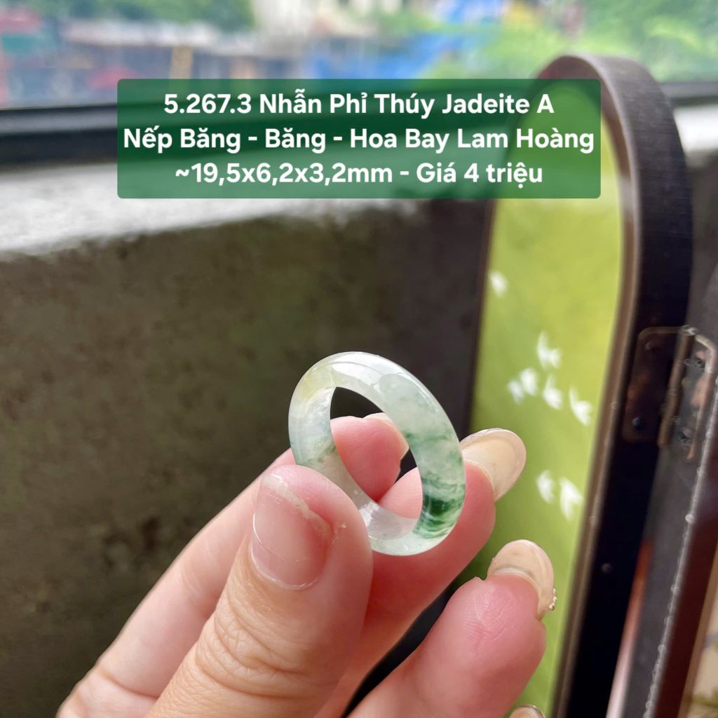 5.267.3 Nhẫn Phỉ Thuý Jadeite A - Nếp  Băng - Băng - Hoa Bay Lam Hoàng ~ 19,5x6,2x3,2mm