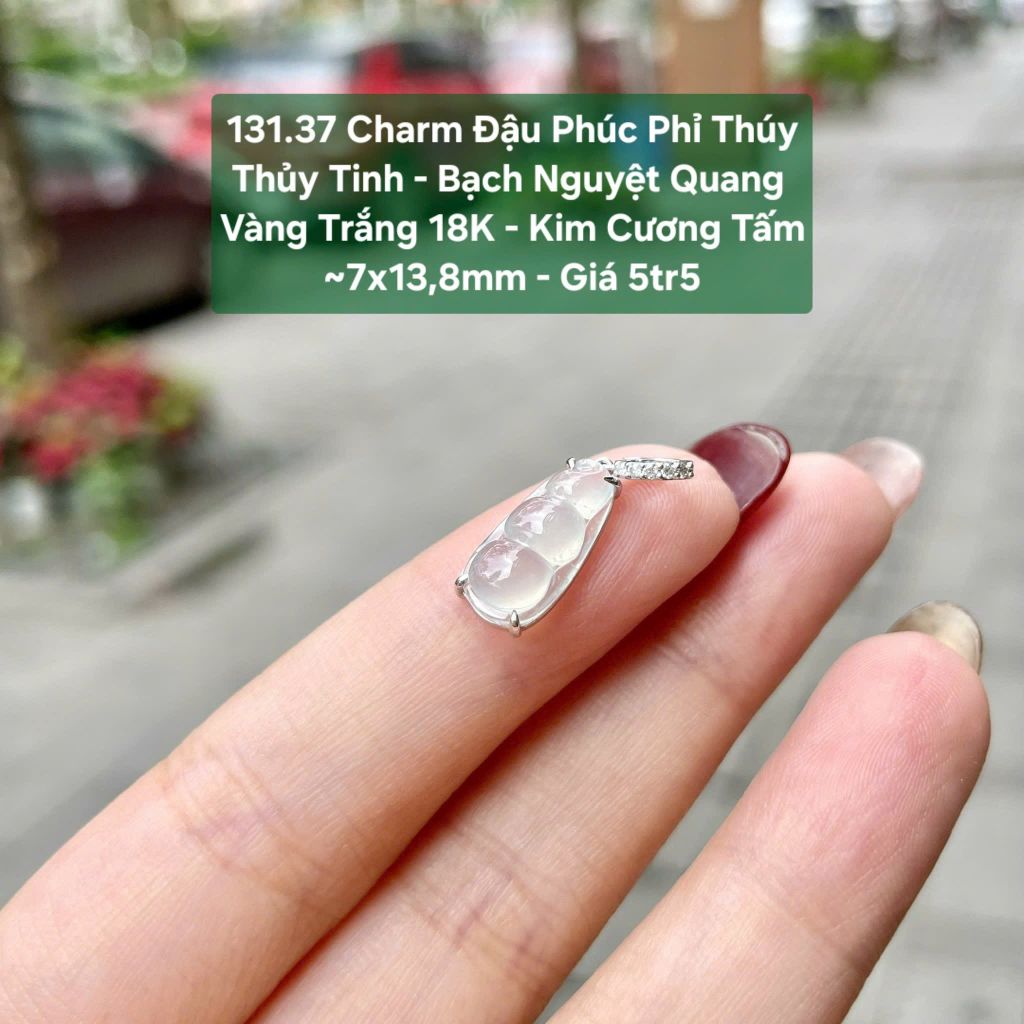 Charm Đậu Phúc Phỉ Thuý Thuỷ Tinh -  Bạch Nguyệt Quang VT18K - KC Tấm ~7x13,8mm 131.37