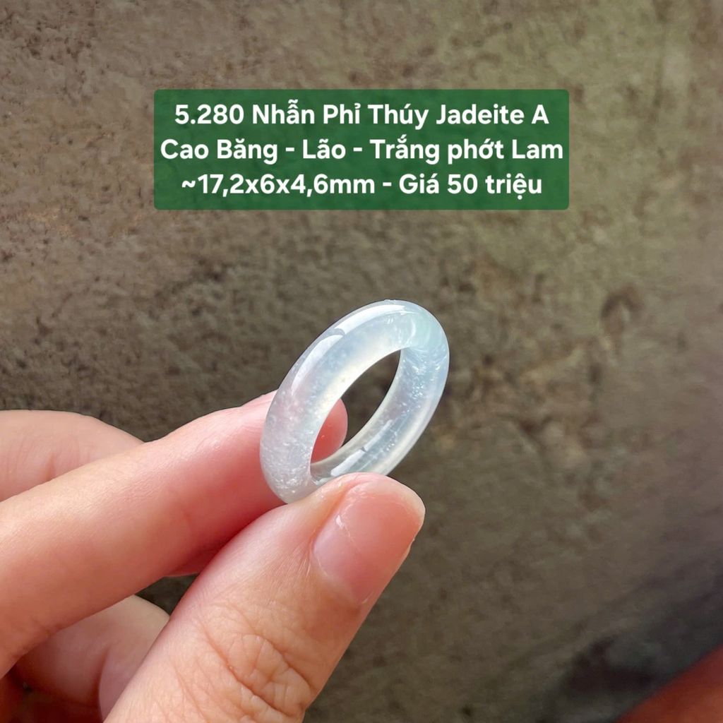 5.280 Nhẫn Phỉ Thuý Jadeite A -Cao Băng - Lão - Trắng Phớt Lam ~ 17,2x6x4,6mm