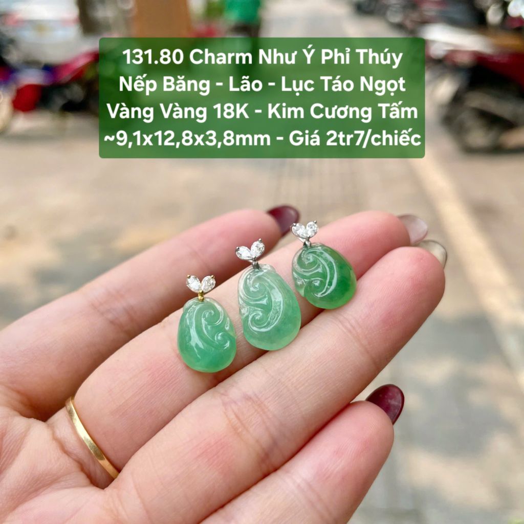 131.80 Charm Như Ý Phỉ Thúy  Nếp Băng - Lão - Lục Táo Ngọt  VV 18K - KC Tấm ~9,1x12,8x3,8mm