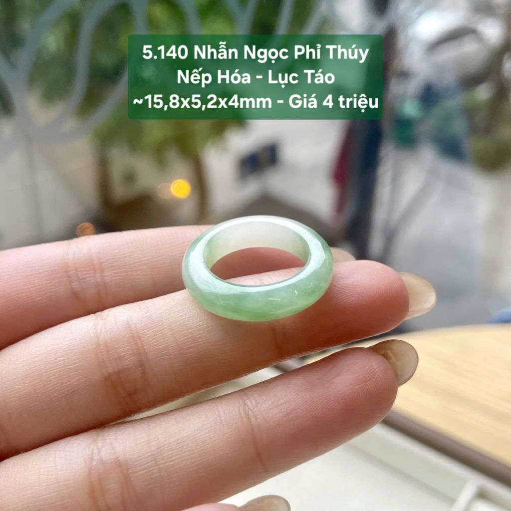 Nhẫn Ngọc Phỉ Thúy Nếp Hóa - Lục Táo ~15,8x5,2x4mm 5.140