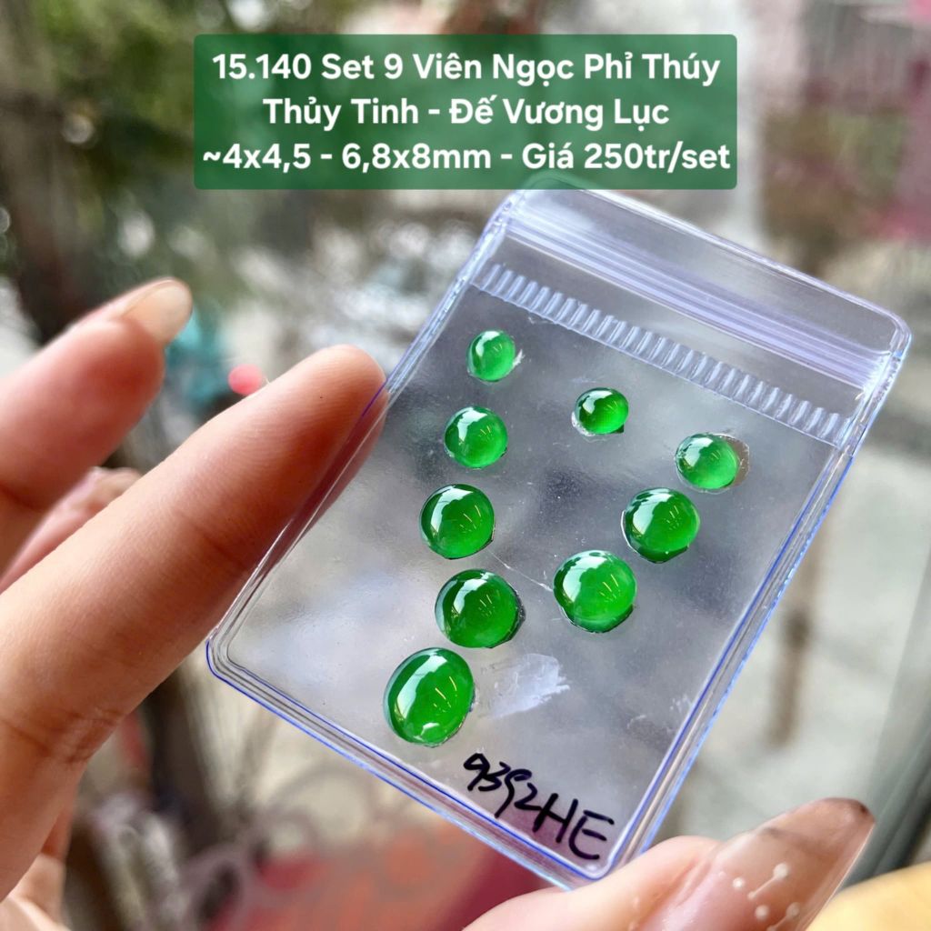 Set 9 Viên Ngọc Phỉ Thúy Thủy Tinh - Đế Vương Lục ~4x4,5 - 6,8x8mm 15.140