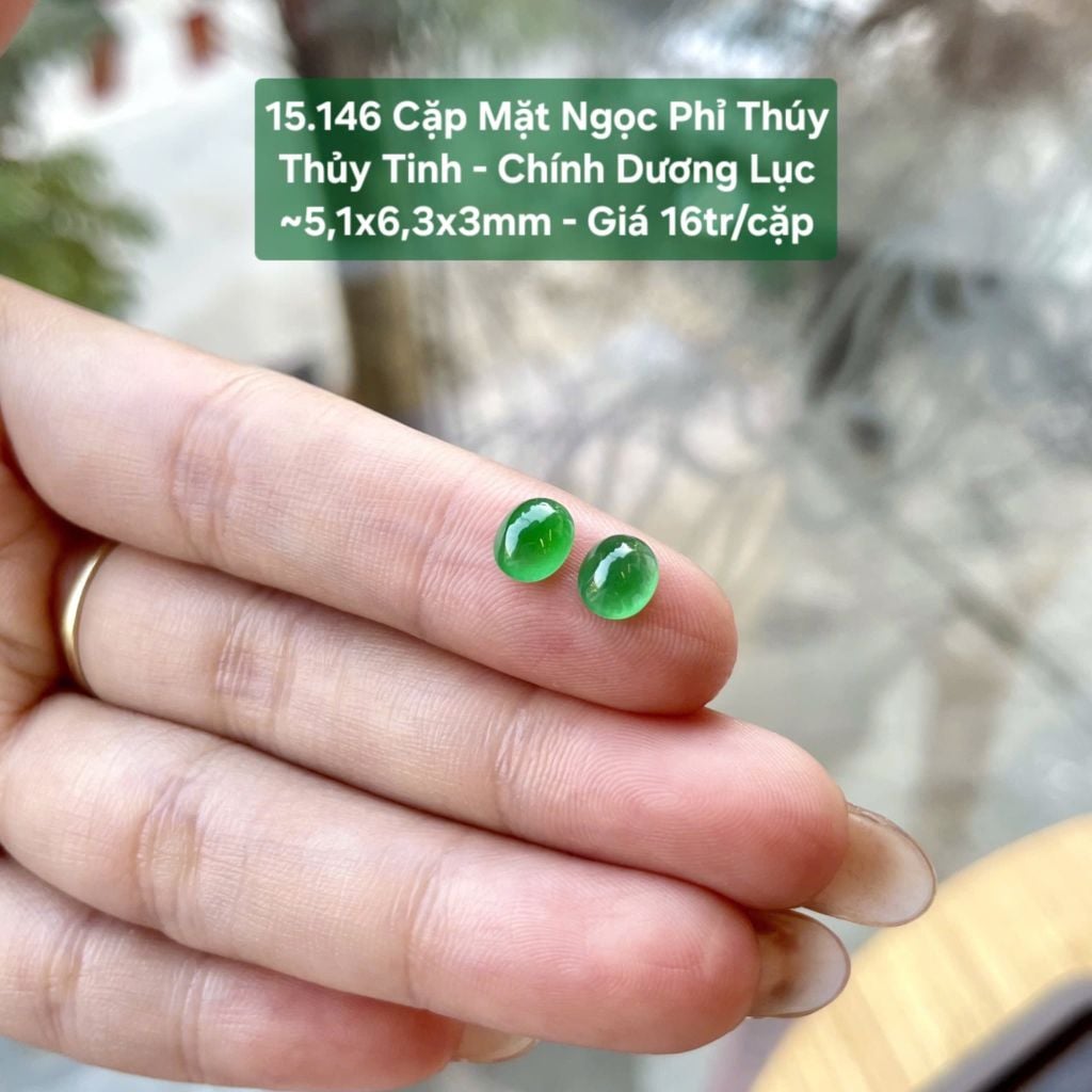 Cặp Mặt Ngọc Phỉ Thúy  Thủy Tinh - Chính Dương Lục  ~5,1x6,3x3mm 15.146