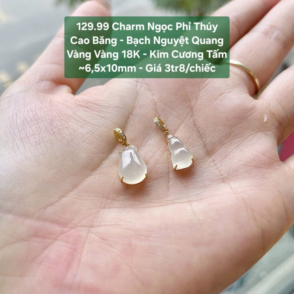 Charm Ngọc Phỉ Thúy Cao Băng - Bạch Nguyệt Quang VV18K - Kim Cương Tấm ~6,5x10mm 129.99