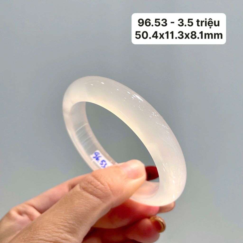 96.53 Vòng Ngọc Tuỷ Chalcedony Bạch Nguyệt Quang 50,4x11,3x8,1mm