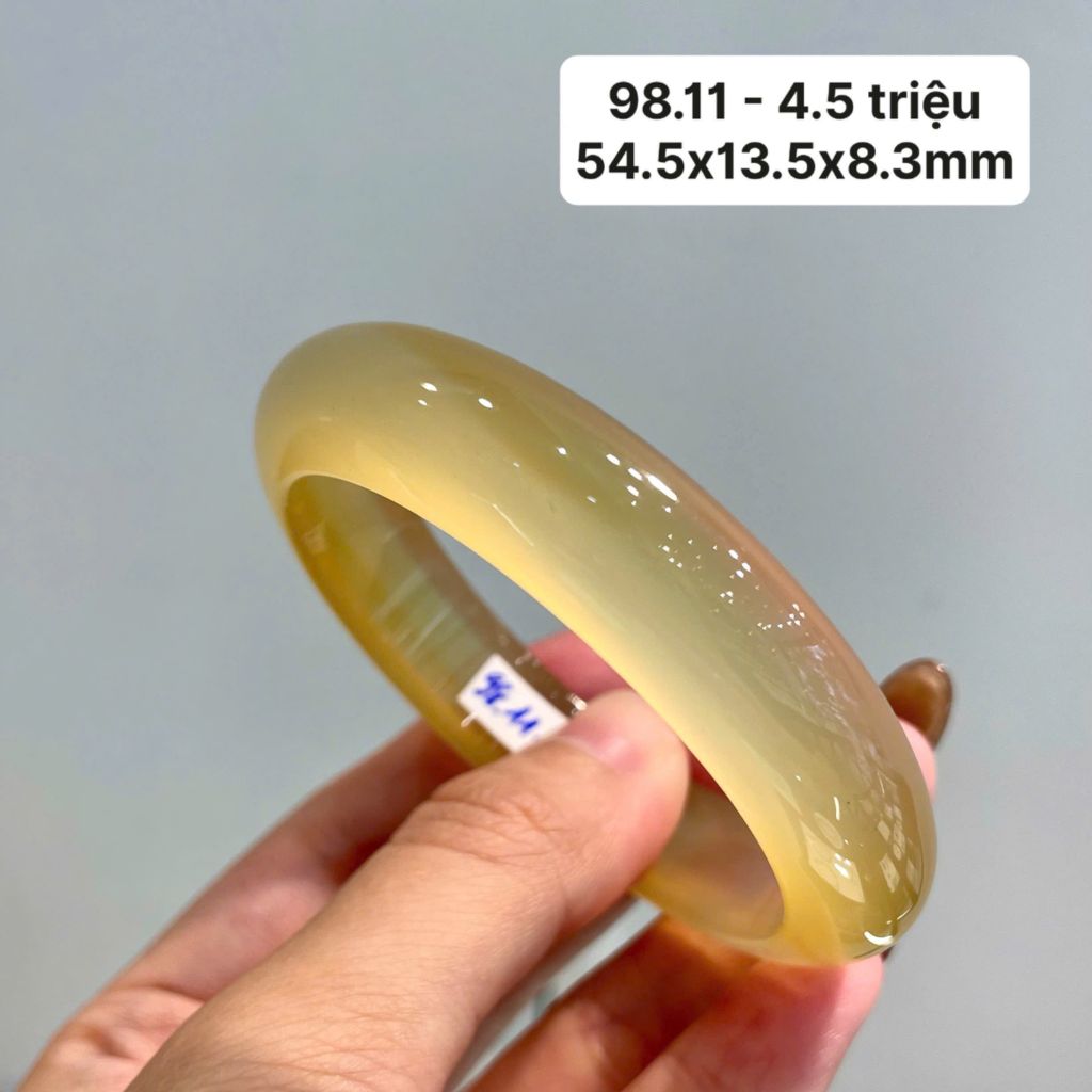 98.11 Vòng Ngọc Tuỷ Chalcedony Vàng Hoàng Kim 54,4x13,5x8,3mm