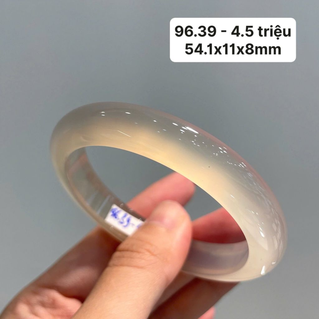 96.39 Vòng Ngọc Tuỷ Chalcedony Bạch Nguyệt Quang 54,1x11x8mm