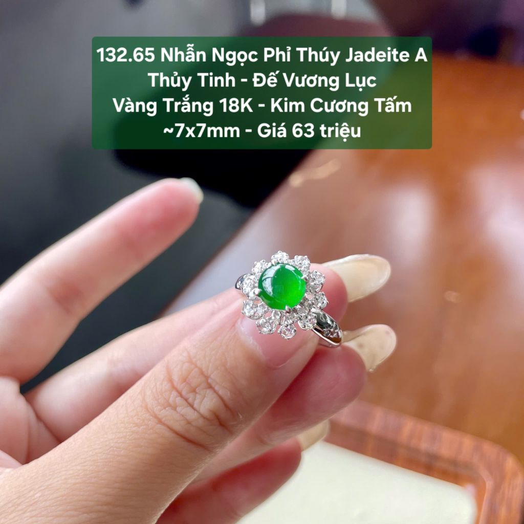 132.65 Nhẫn Ngọc Phỉ Thuý Jadeite A - Thuỷ Tinh - Đế Vương Lục - VT18K - KC Tấm ~ 7x7mm