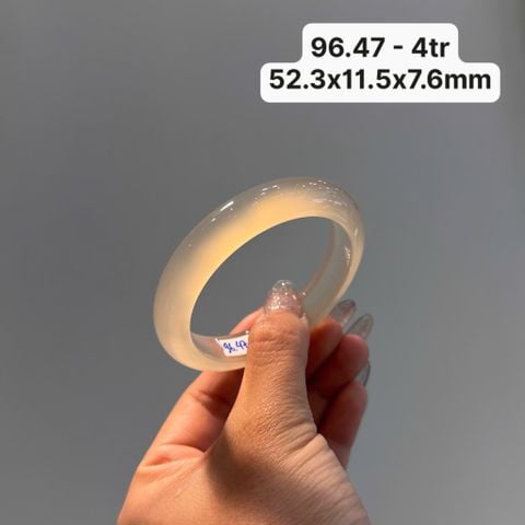96.47 Vòng Ngọc Tuỷ Chalcedony Bạch Nguyệt Quang 52,3x11,5x7,6mm