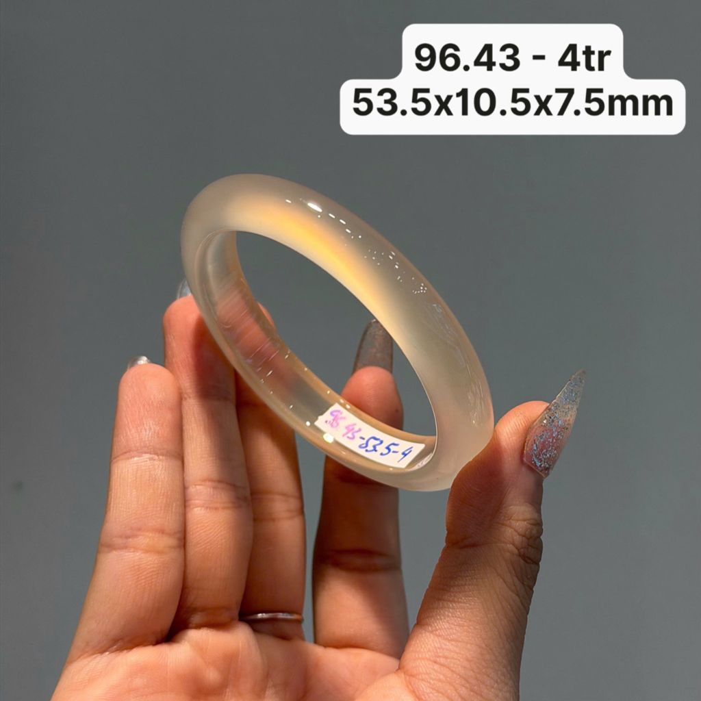 96.43 Vòng Ngọc Tuỷ Chalcedony Bạch Nguyệt Quang 53,5x10,5x7,5mm