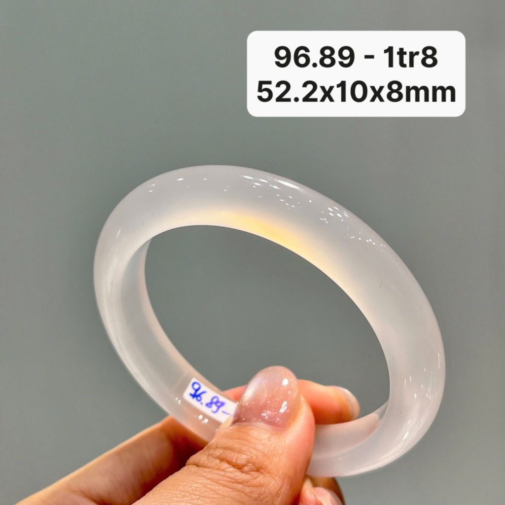 96.89 Vòng Ngọc Tuỷ Chalcedony Bạch Nguyệt Quang 52,2x10x8mm