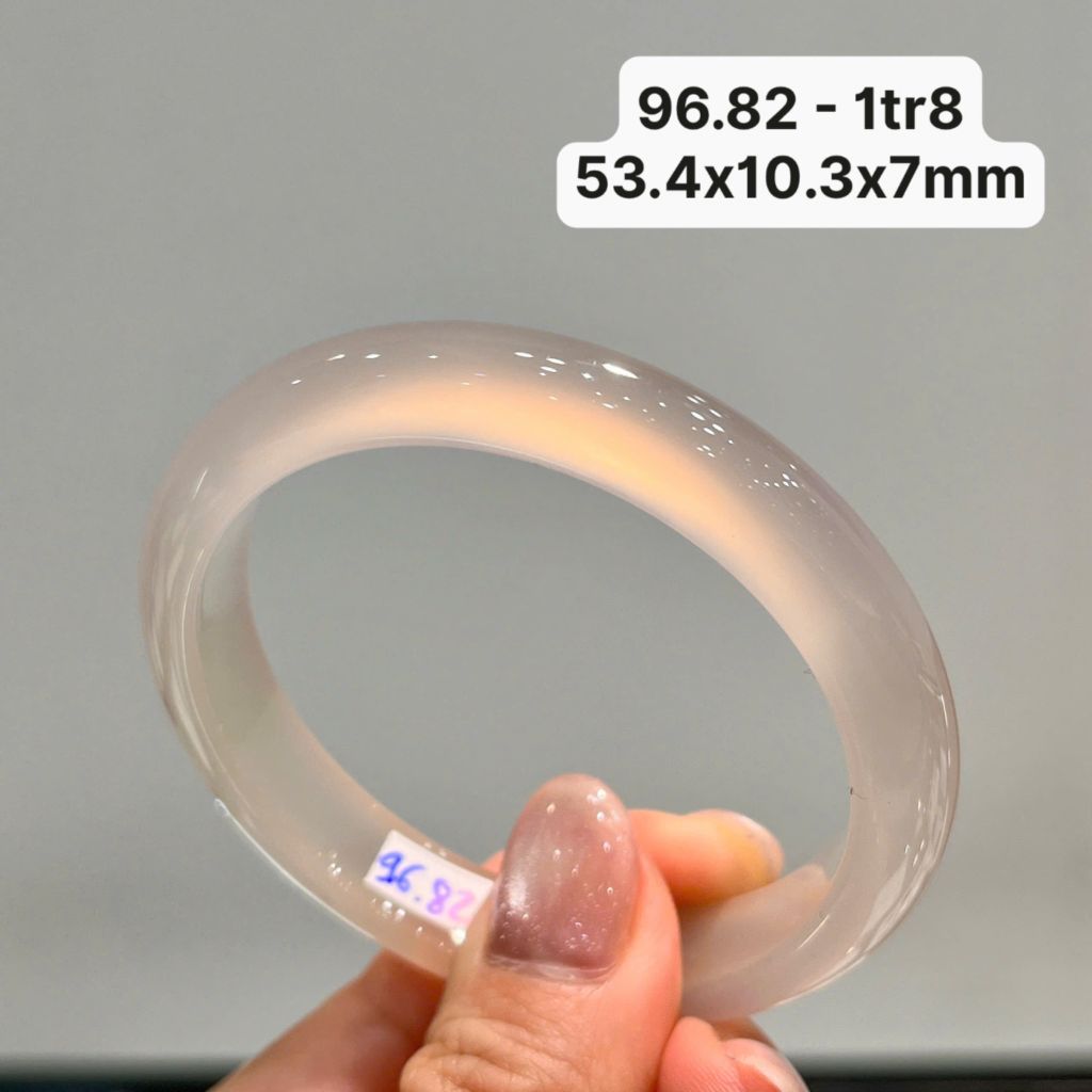 96.82 Vòng Ngọc Tuỷ Chalcedony Bạch Nguyệt Quang 53,4x10,3x7mm