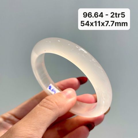96.64 Vòng Ngọc Tuỷ Chalcedony Bạch Nguyệt Quang 54x17x7,7mm
