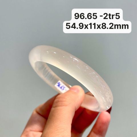 96.65 Vòng Ngọc Tuỷ Chalcedony Bạch Nguyệt Quang 54,9x11x8,2mm