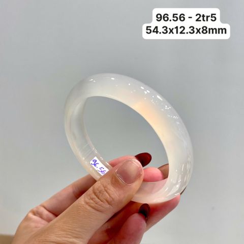 96.56 Vòng Ngọc Tuỷ Chalcedony Bạch Nguyệt Quang 54,3x12,3x8mm
