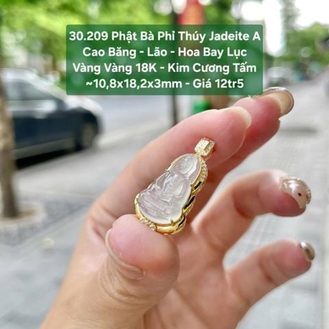 30.209 Phật Bà Phỉ Thuý Jadeite A - Cao Băng - Lão - Hoa Bay Lục ~ VV18K - KC Tấm ~ 10,8x18,2x3mm