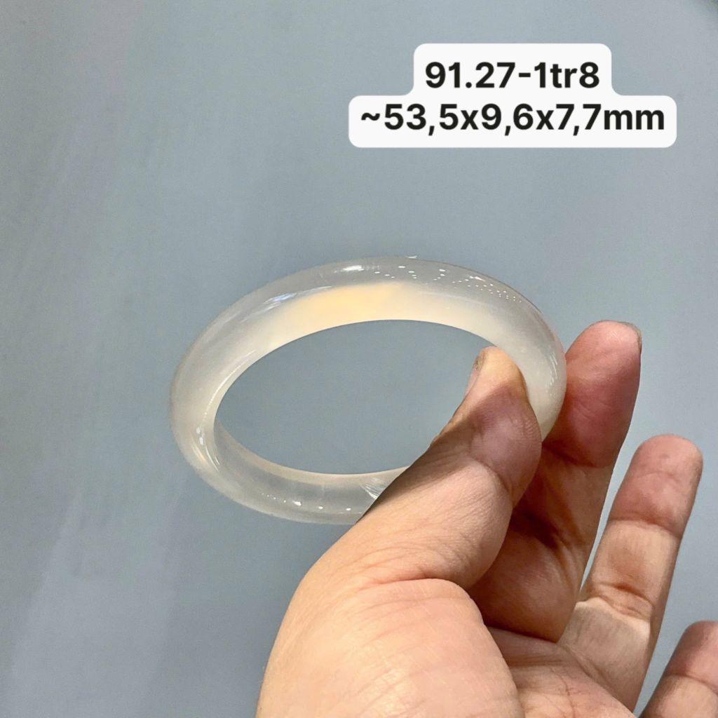 91.27 Vòng Ngọc Tuỷ Chalcedony Bạch Nguyệt Quang 53,5x9,6x7,7mm