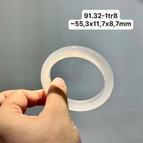 91.32 Vòng Ngọc Tuỷ Chalcedony Bạch Nguyệt Quang 55,3x11,7x8,7mm