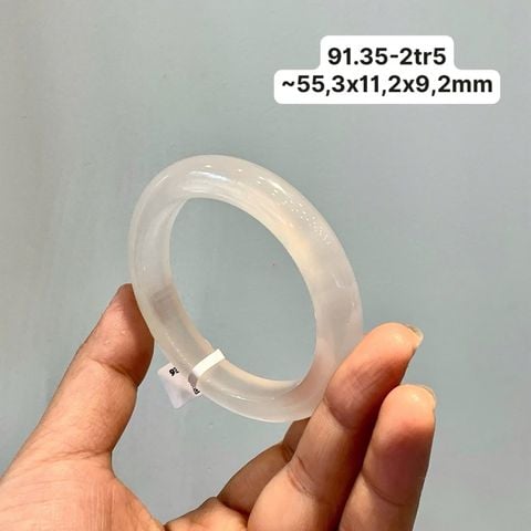 91.35 Vòng Ngọc Tuỷ Chalcedony Bạch Nguyệt Quang ~55,3x11,2x9,2mm