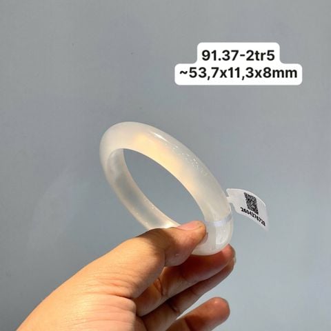 91.37 Vòng Ngọc Tuỷ Chalcedony Bạch Nguyệt Quang ~53,7x11,3x8mm