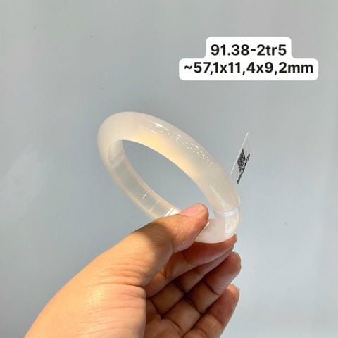 91.38 Vòng Ngọc Tuỷ Chalcedony Bạch Nguyệt Quang ~57,1x11,4x9,2mm