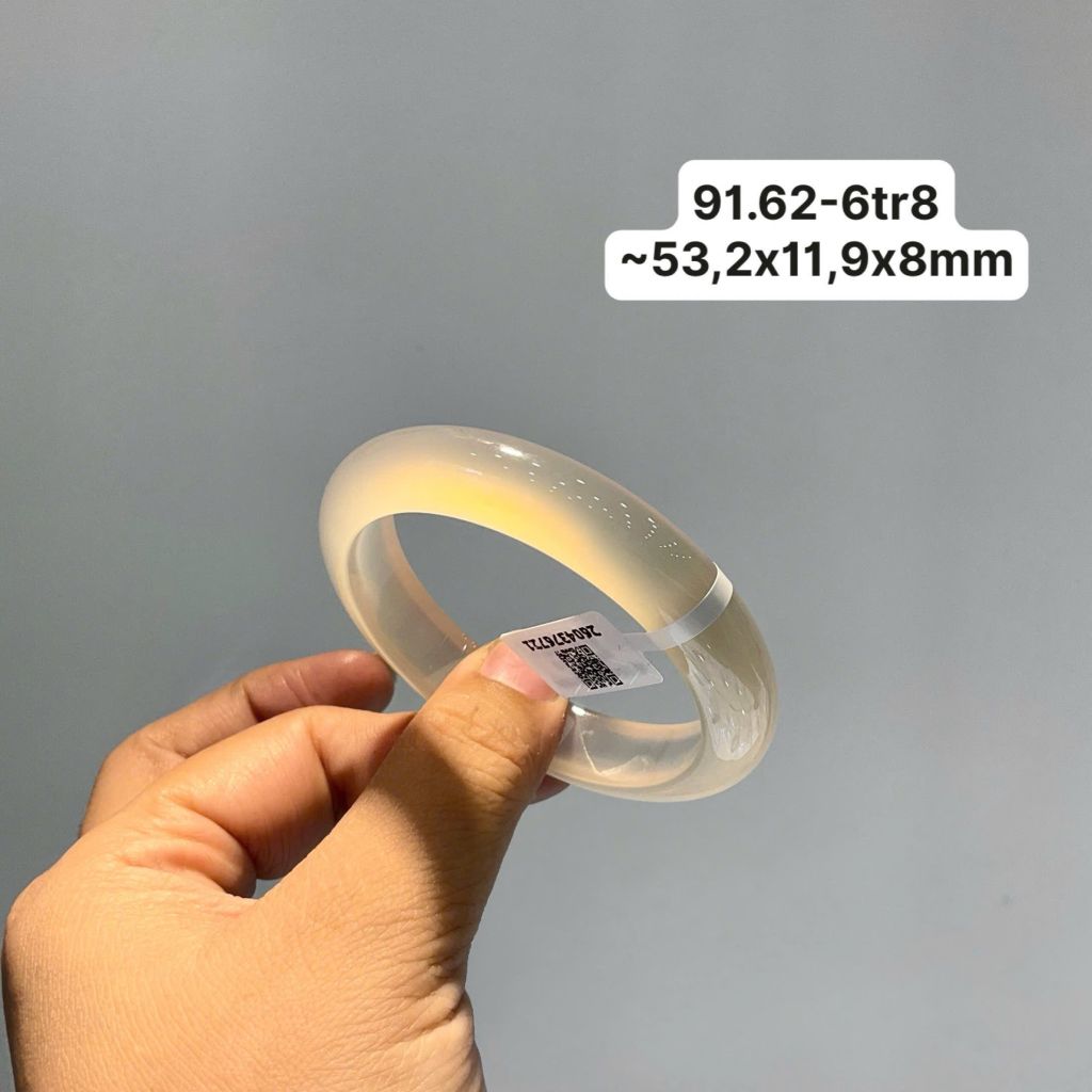 91.62 Vòng Ngọc Tuỷ Chalcedony Màu Khói  ~53,2x11,9x8mm
