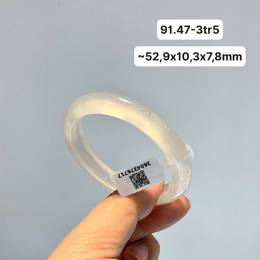 91.47 Vòng Ngọc Tuỷ Chalcedony Bạch Nguyệt Quang ~52,9x10,3x7,8mm