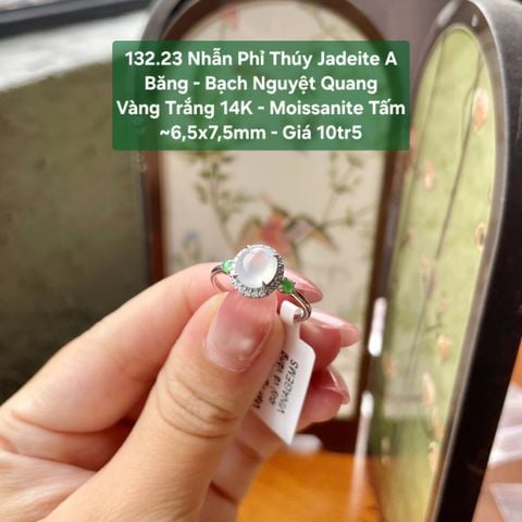 132.23 Nhẫn Phỉ Thuý Jadeite A - Băng - Bạch Nguyệt Quang - VT14K -Mois Tấm ~6,5x7,5mm