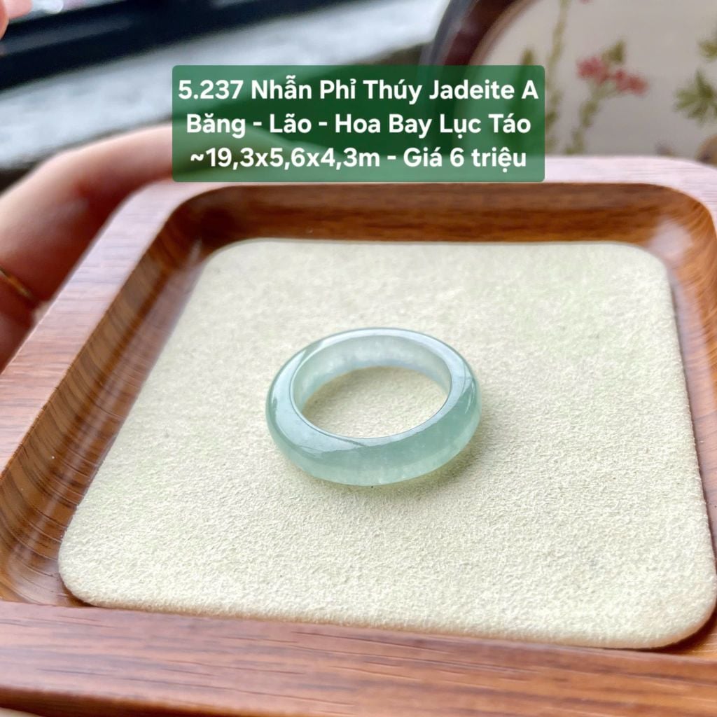 5.237 Nhẫn Phỉ Thuý Jadeite A - Băng - Lão - Hoa Bay Lục Táo ~19,3x5,6x4,3mm