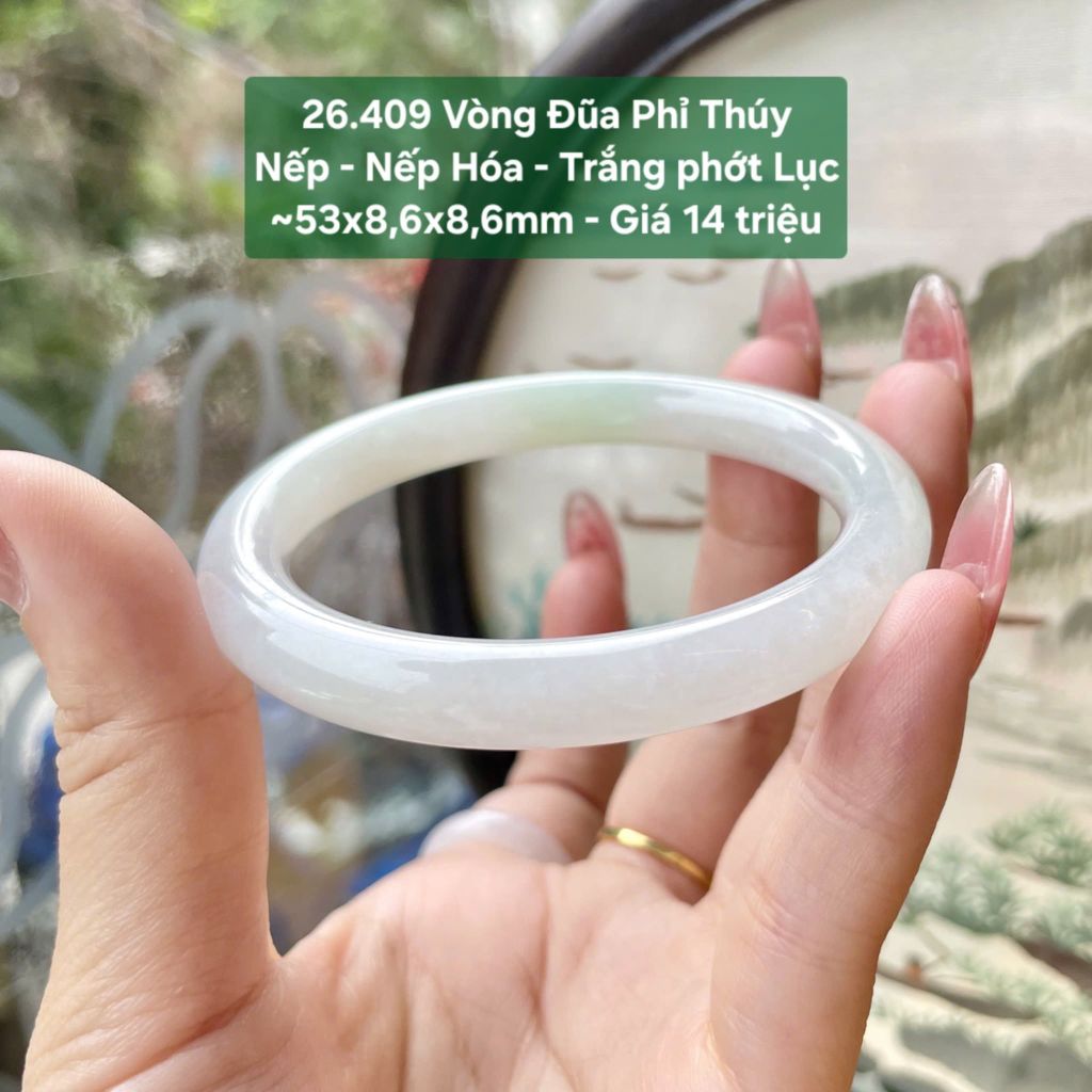 Vòng Đũa Phỉ Thúy Nếp - Nếp Hóa - Trắng phớt Lục ~53x8,6x8,6mm 26.409