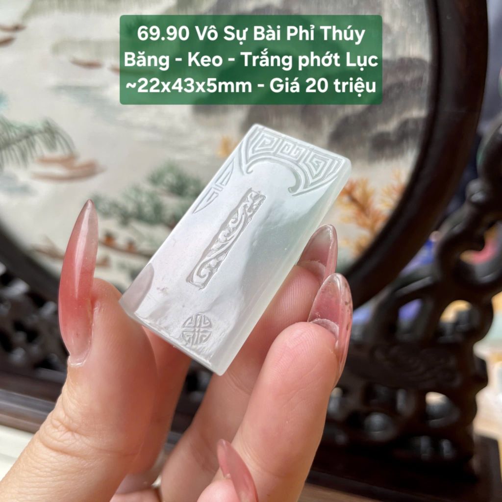 Vô Sự Bài Phỉ Thúy Băng - Keo - Trắng phớt Lục ~22x43x5mm 69.90