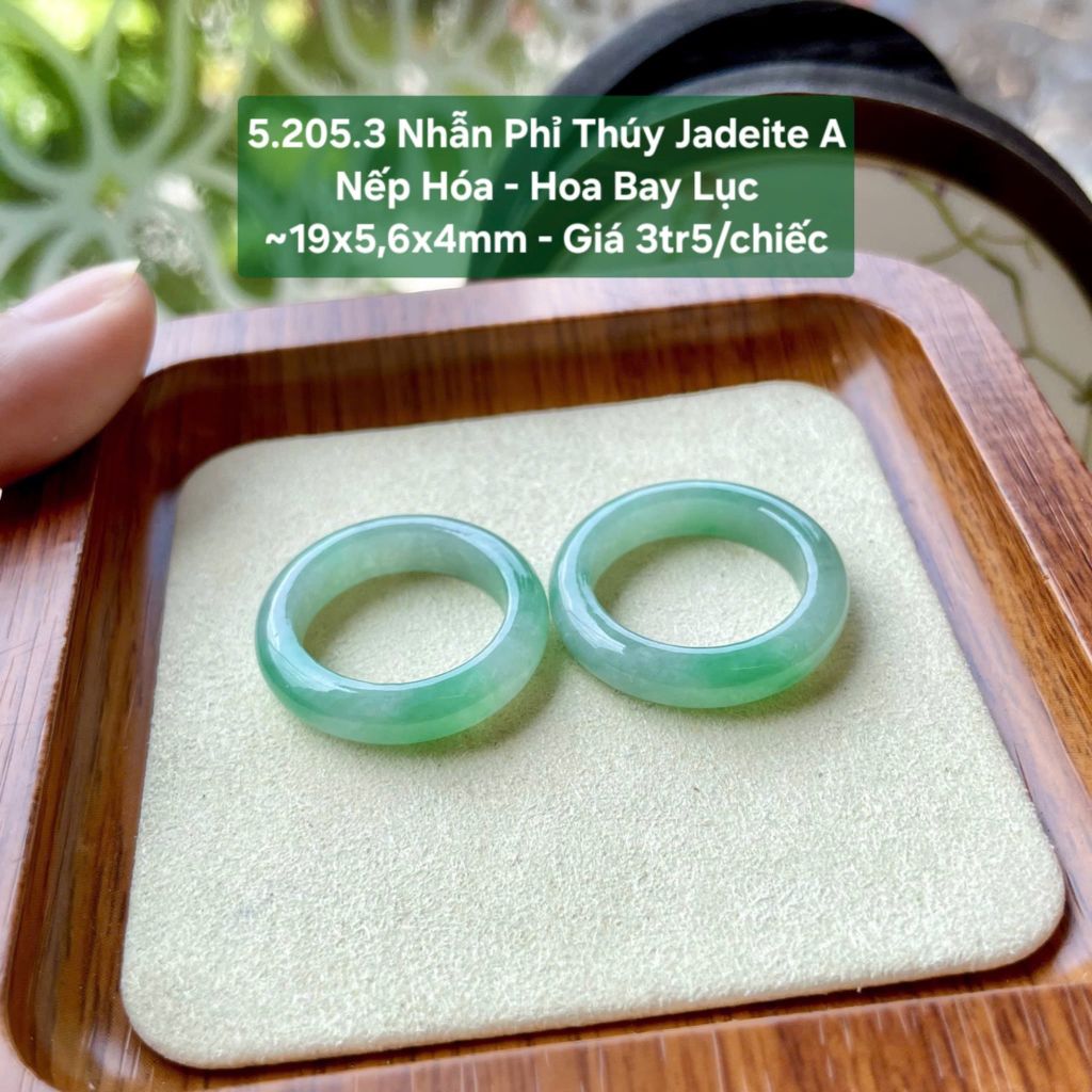 5.205.3 Nhẫn Phỉ Thuý Jadeite A - Nếp Hoá - Hoa Bay Lục ~19x5,6x4mm