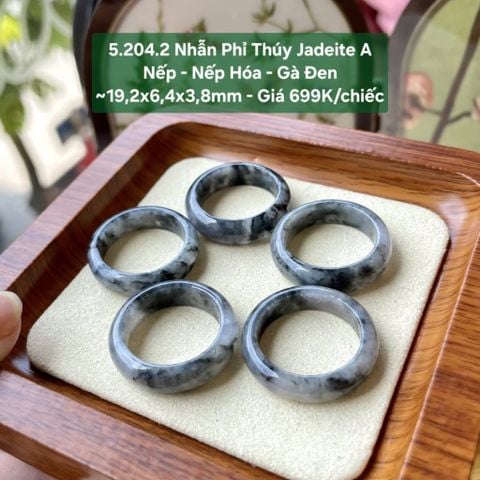 5.204.2 Nhẫn Phỉ Thuý Jadeite A - Nếp -Nếp Hoá - Gà Đen ~19,2x6,4x3,8mm