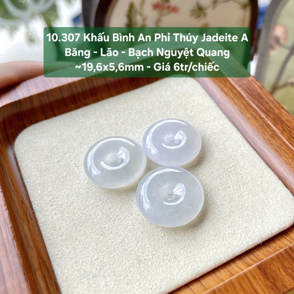 10.307 Khấu Bình An Phỉ Thuý Jadeite A -  Băng - Lão - Bạch Nguyệt Quang ~19,6x5,6mm