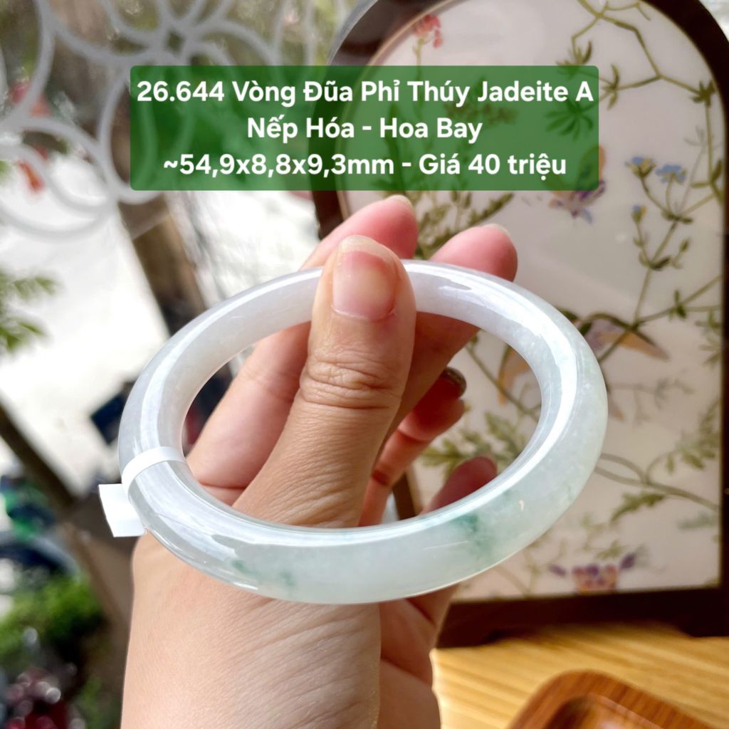 26.644 Vòng Đũa Phỉ Thuý Jadeite A - Nếp Hoá Hoa Bay ~54,9x8,8x9,3mm